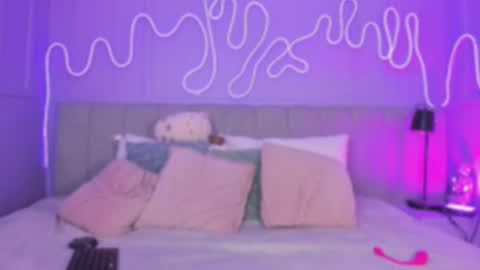 Snapshot of mai_higurashi chatting on October 2025 08:36:02 PM Mai online show from October 2025 08:36:02 PM