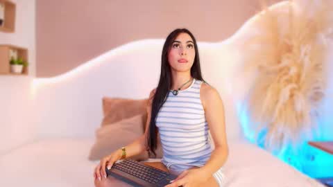 MAIA  LIA  online show from March 2026 12:38:02 AM