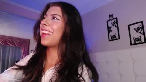 Maia Reficco online show from February 2026 12:11:01 PM