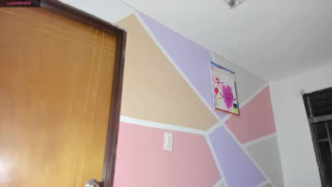 Snapshot of maiaconnor chatting on February 2025 04:07:02 AM online show from February 2025 04:07:02 AM