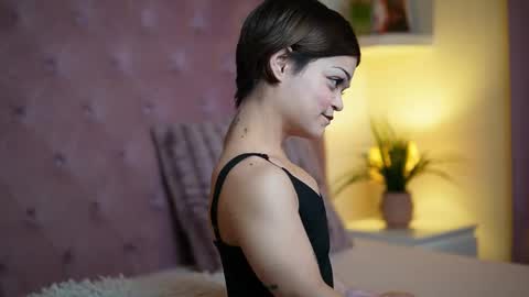 Snapshot of maiamini chatting on September 2025 04:53:02 PM Maia online show from September 2025 04:53:02 PM