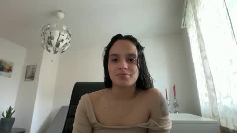 Maia  online show from April 2026 12:11:02 PM