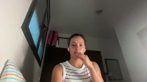Snapshot of maiapark chatting on June 2026 07:20:01 PM Maia online show from June 2026 07:20:01 PM