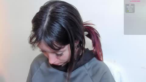 Snapshot of maibys_cute chatting on October 2025 04:07:02 AM maibys online show from October 2025 04:07:02 AM