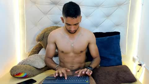 maicolparker0 online show from March 2026 02:06:02 PM