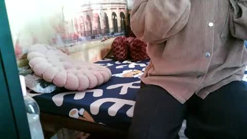 Snapshot of maiili06 chatting on February 2026 04:53:01 AM maiili06 online show from February 2026 04:53:01 AM