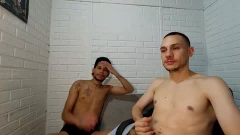 maiker23 online show from May 2026 04:19:02 AM