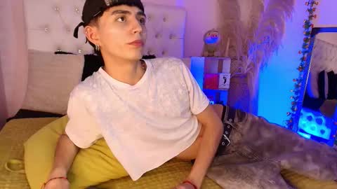 Snapshot of maiky_cooper chatting on October 2025 07:48:02 PM Maiky Cooper online show from October 2025 07:48:02 PM