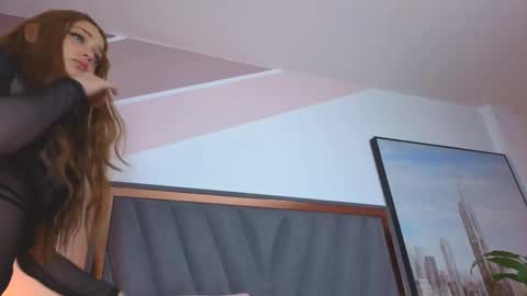 Mailin online show from October 2025 02:22:02 AM