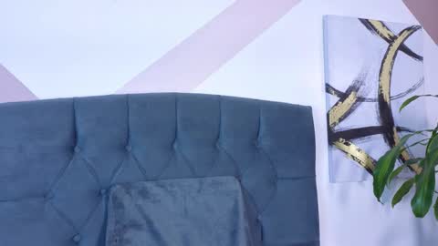 Mailin online show from April 2026 10:32:01 PM