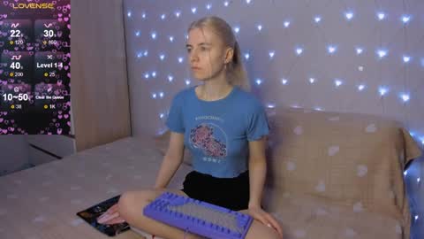 Your kitty online show from April 2026 03:42:02 PM