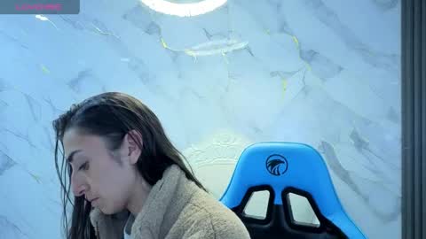 Maily online show from April 2026 03:02:01 AM