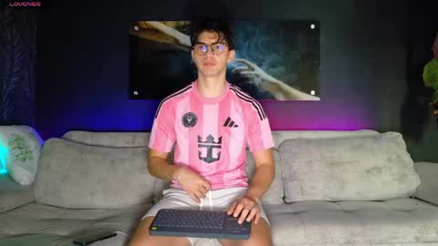 Bastian Arslan online show from May 2026 03:53:02 PM