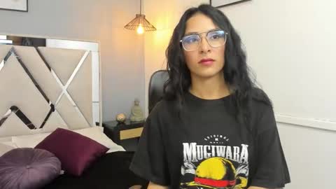 Camila  online show from November 2025 03:16:02 AM