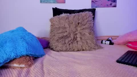 mai  online show from February 2026 07:24:02 PM