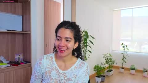   Lauu online show from June 2026 06:47:01 PM