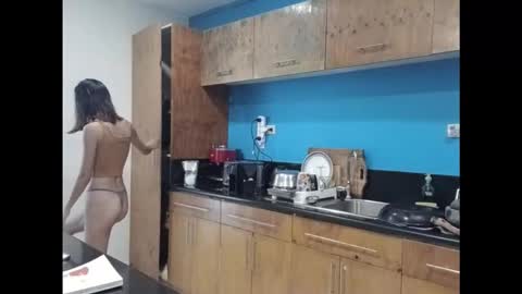 Snapshot of majesty0928 chatting on October 2025 11:20:01 PM Thank you guys Hope to see you again on my next online online show from October 2025 11:20:01 PM