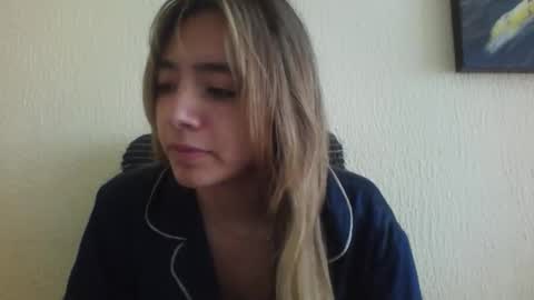 majo_gomezz online show from March 2026 03:29:02 PM