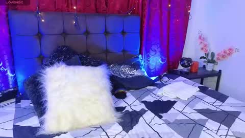 Celeste Bonet  online show from November 2025 11:21:01 AM