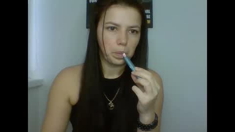 make_mesmile online show from December 2025 07:36:01 AM