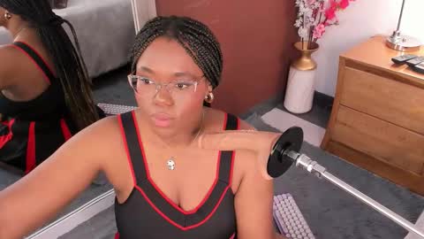 makena online show from November 2025 04:00:01 AM