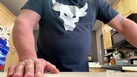 makeyousquirt1969 online show from February 2026 07:08:02 PM