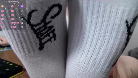 Makiima online show from October 2025 05:42:02 AM