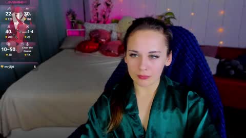 Makima online show from February 2025 01:33:02 PM