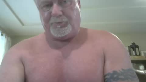 Snapshot of makinit0808 chatting on May 2026 09:56:02 PM makinit0808 online show from May 2026 09:56:02 PM