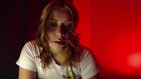 Snapshot of mala_vela chatting on December 2025 03:12:02 AM mala_vela online show from December 2025 03:12:02 AM