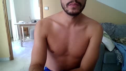 Snapshot of maleboyz chatting on September 2025 10:52:02 AM Boybi online show from September 2025 10:52:02 AM