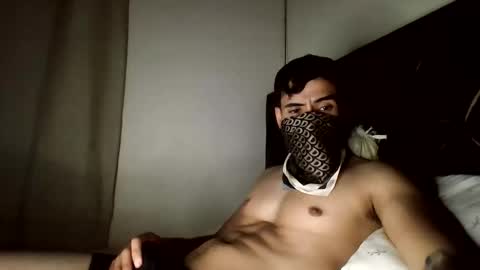 Snapshot of malekthick chatting on May 2026 04:18:01 AM malekthick online show from May 2026 04:18:01 AM