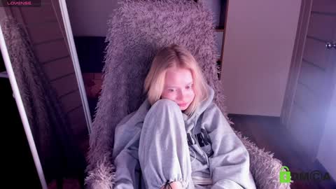 Malena online show from January 2025 01:36:02 PM