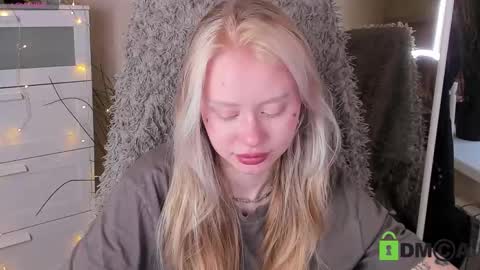 Malena online show from October 2025 10:38:01 AM