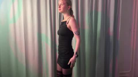 Snapshot of maliinka chatting on October 2025 07:36:02 PM Malinka online show from October 2025 07:36:02 PM