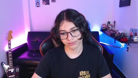 Snapshot of malik_harrison_ chatting on December 2024 03:01:02 PM Malik online show from December 2024 03:01:02 PM