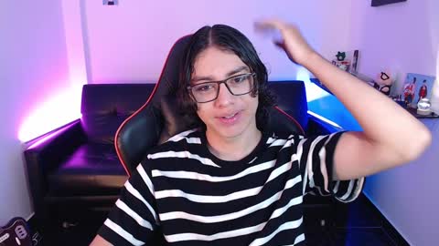 Snapshot of malik_harrison_ chatting on January 2025 03:08:01 PM Malik online show from January 2025 03:08:01 PM