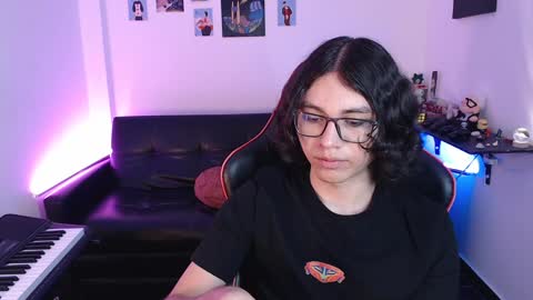 Snapshot of malik_harrison_ chatting on February 2025 05:18:01 PM Malik online show from February 2025 05:18:01 PM