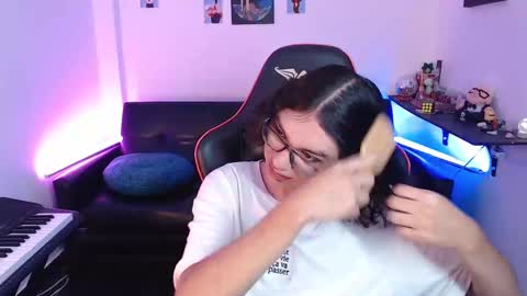 Snapshot of malik_harrison_ chatting on February 2025 07:04:02 PM Malik online show from February 2025 07:04:02 PM