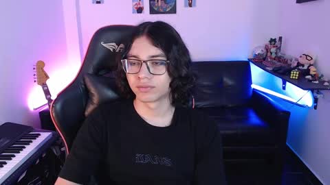 Snapshot of malik_harrison_ chatting on March 2025 08:05:02 PM Malik online show from March 2025 08:05:02 PM