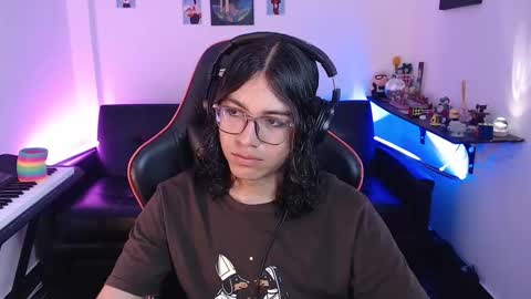 Snapshot of malik_harrison_ chatting on November 2025 05:45:02 PM Malik online show from November 2025 05:45:02 PM