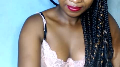 Snapshot of malinah01 chatting on December 2024 06:49:02 PM malinah01 online show from December 2024 06:49:02 PM
