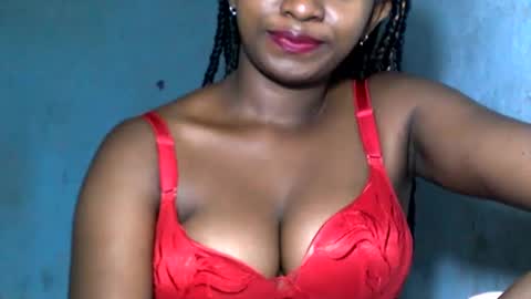 Snapshot of malinah01 chatting on December 2024 03:27:01 PM malinah01 online show from December 2024 03:27:01 PM