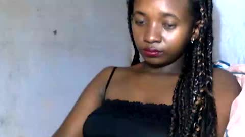 Snapshot of malinah01 chatting on December 2024 10:41:01 AM malinah01 online show from December 2024 10:41:01 AM