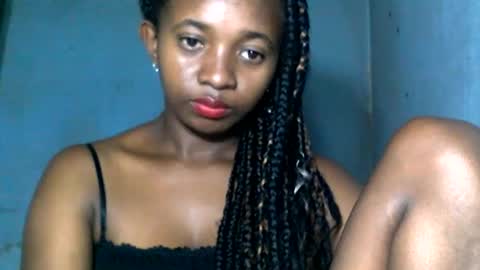 Snapshot of malinah01 chatting on December 2024 03:55:02 PM malinah01 online show from December 2024 03:55:02 PM