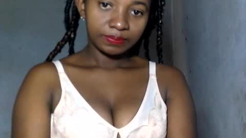 Snapshot of malinah01 chatting on December 2024 04:34:02 AM malinah01 online show from December 2024 04:34:02 AM
