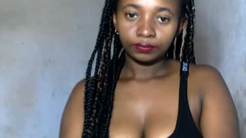 Snapshot of malinah01 chatting on December 2024 09:40:02 AM malinah01 online show from December 2024 09:40:02 AM