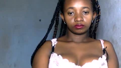 Snapshot of malinah01 chatting on December 2024 02:27:01 PM malinah01 online show from December 2024 02:27:01 PM