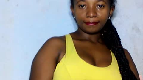 Snapshot of malinah01 chatting on December 2024 03:37:01 AM malinah01 online show from December 2024 03:37:01 AM