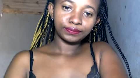 Snapshot of malinah01 chatting on January 2025 06:24:02 AM malinah01 online show from January 2025 06:24:02 AM